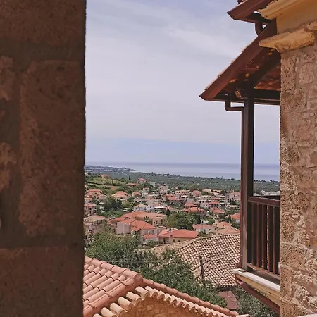 το αρχοντικό του κάστρου Διαμέρισμα Κυπαρισσία